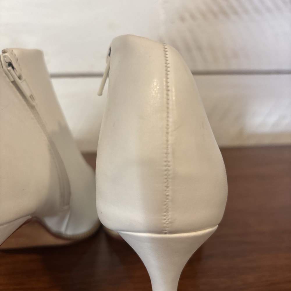 BCBGENERATION Womens White Padded Hadix Pointed Toe Stiletto Zip-Up Booties 7.5 - Picture 12 of 16